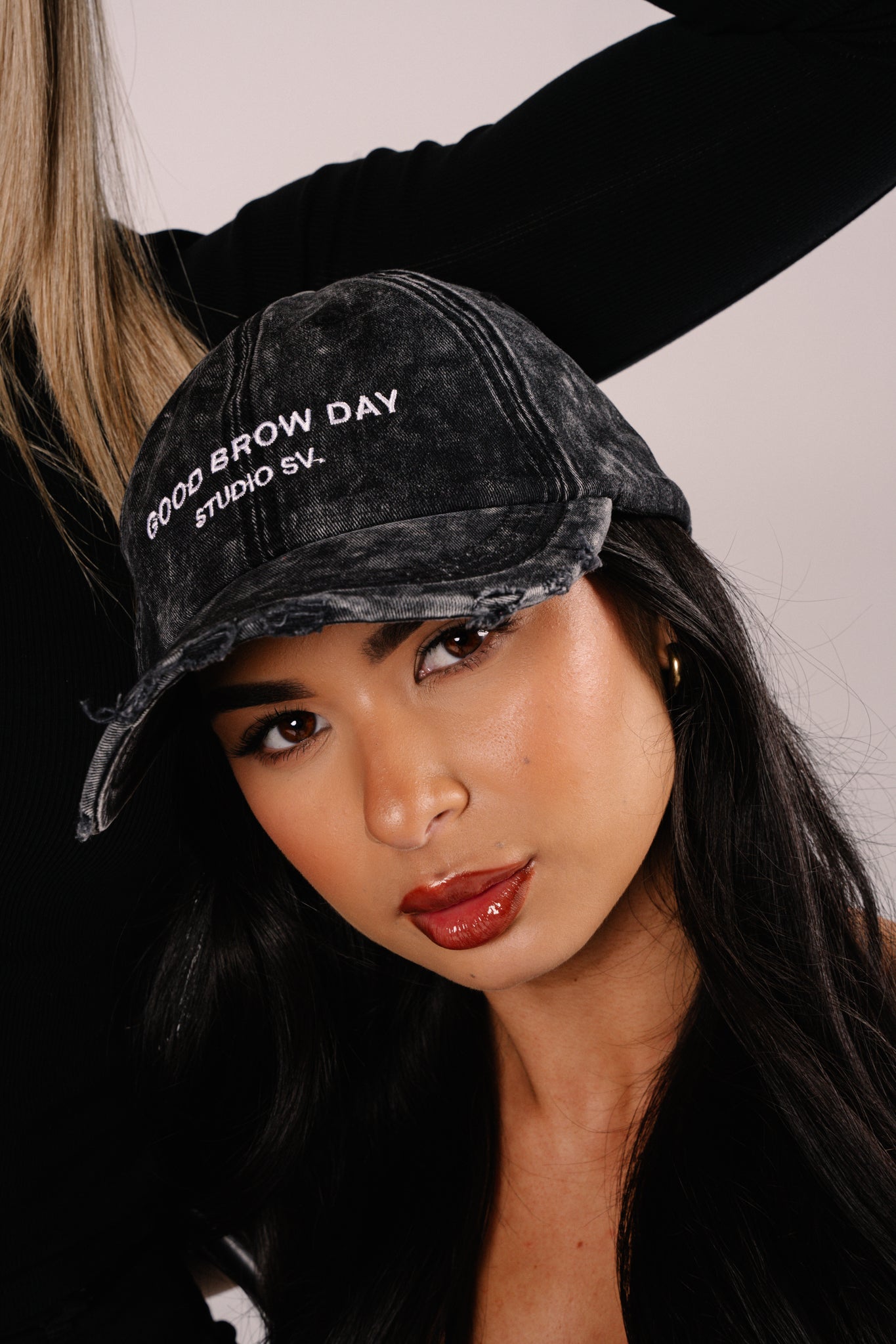 Studio SV Good Brow Day Cap